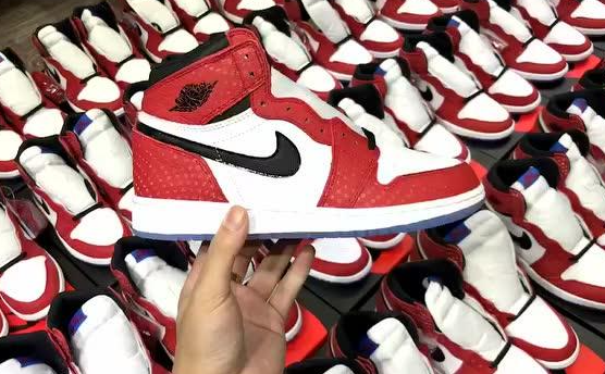 Air Jordan 1 High Spiderman