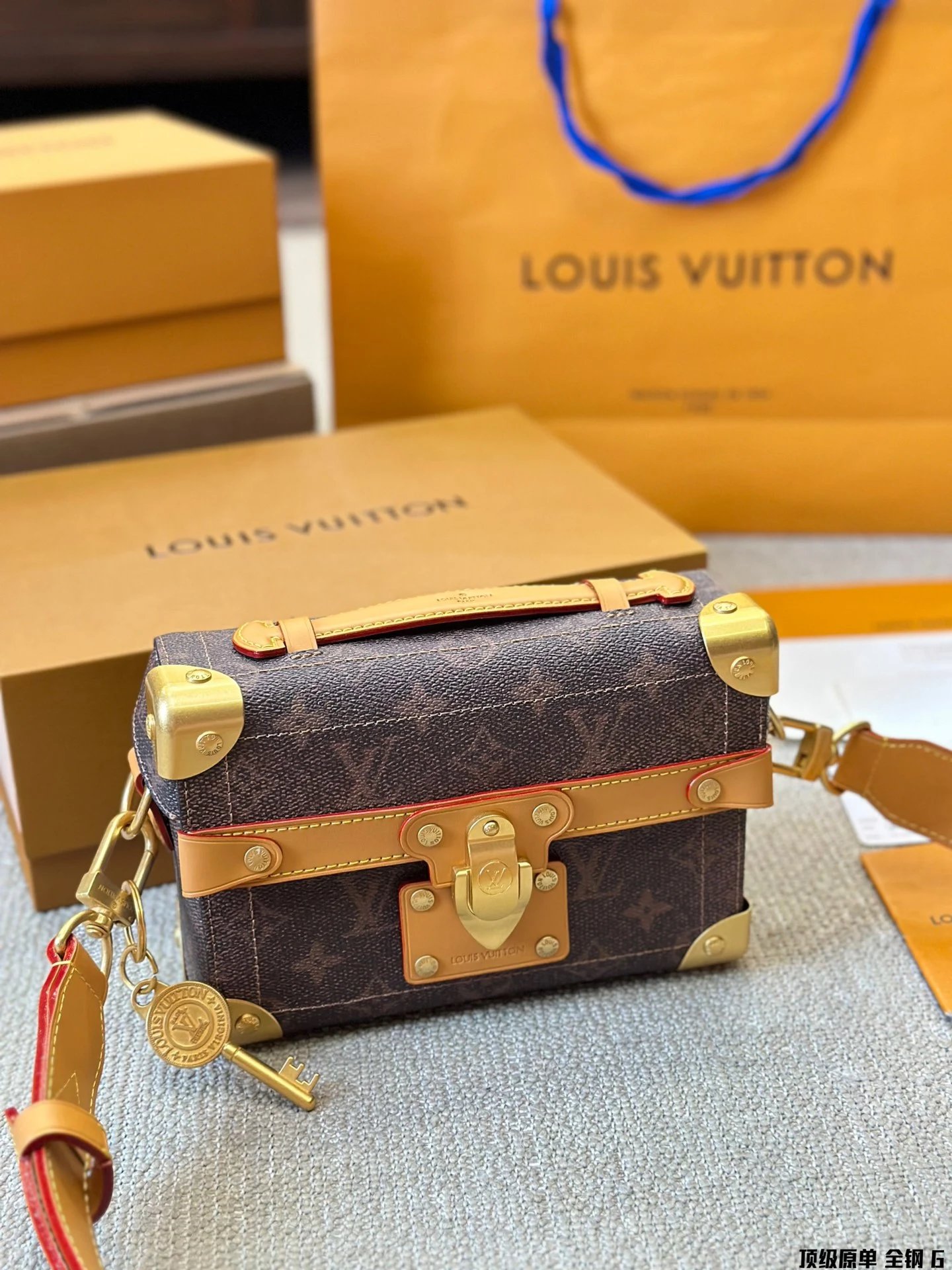 Louis Vuitton Handbags LlSoft trunk